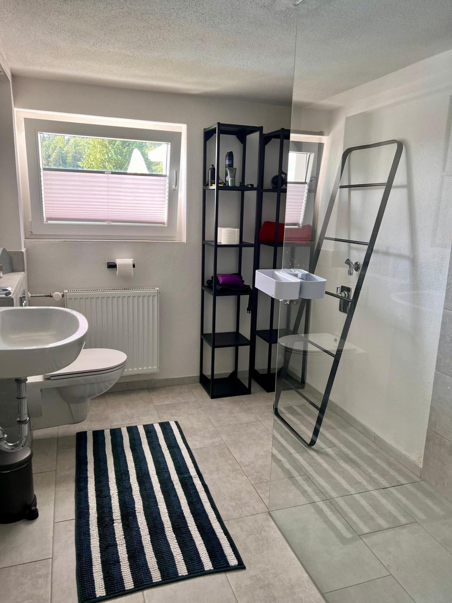 Charmante Einliegerwohnung, 3 Zimmer In Ruhiger Wohnlage, 60Qm, Mit Gemuetlicher Suedterrasse Marburg Exteriér fotografie