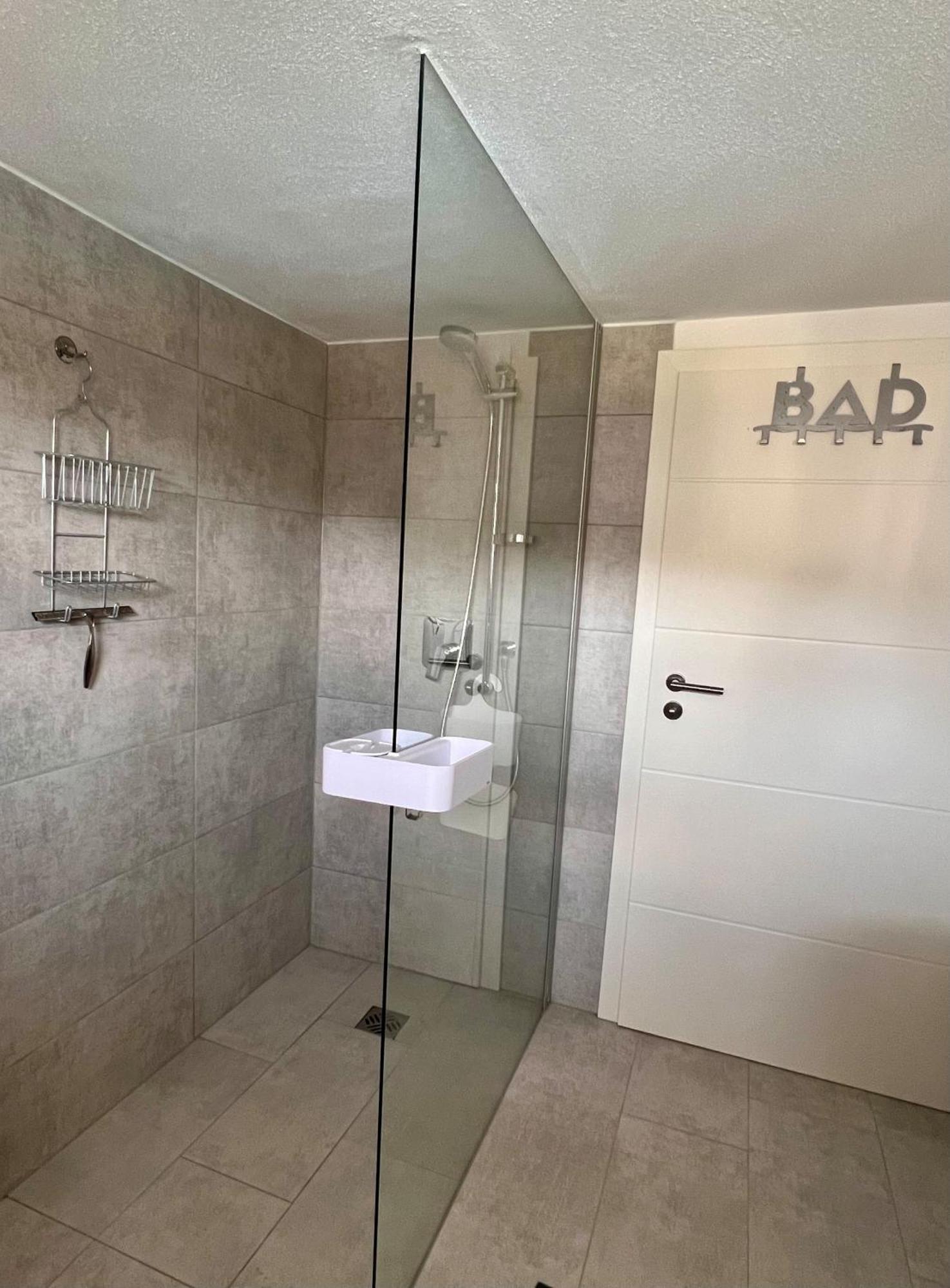 Charmante Einliegerwohnung, 3 Zimmer In Ruhiger Wohnlage, 60Qm, Mit Gemuetlicher Suedterrasse Marburg Exteriér fotografie